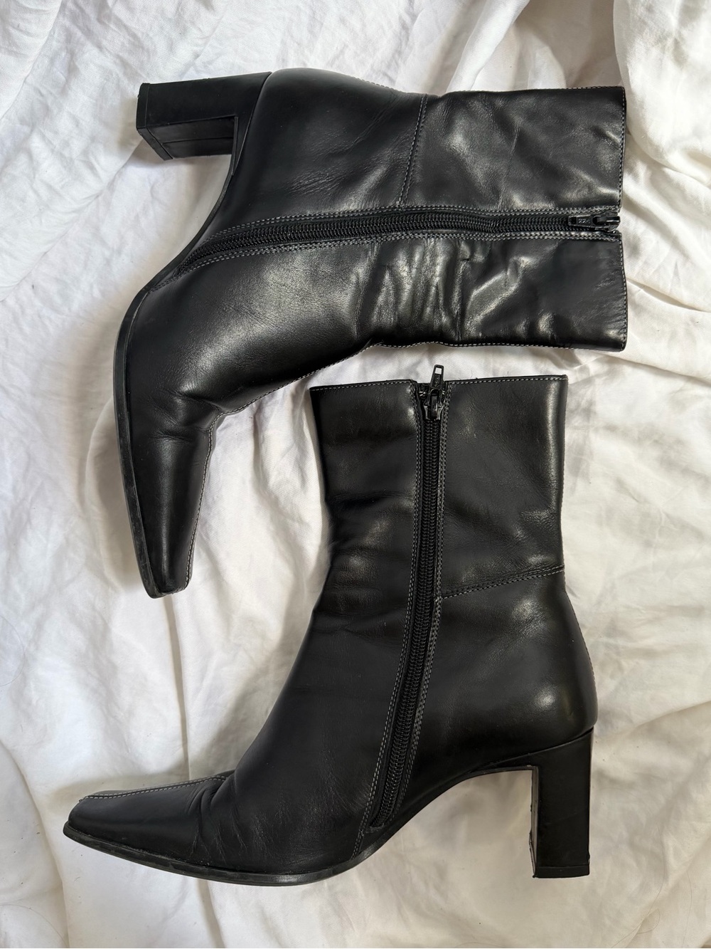 🖤Vintage // Aldo Square Toe Leather Boots🖤 - Picture 2 of 6